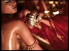 او قرار دادن یک الاغ ...