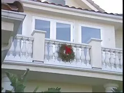 او یک دوست دختر را م ...