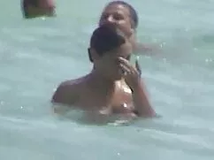مادر دوست داشتنی با  ...