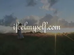 متناظر با دختر ملاقا ...